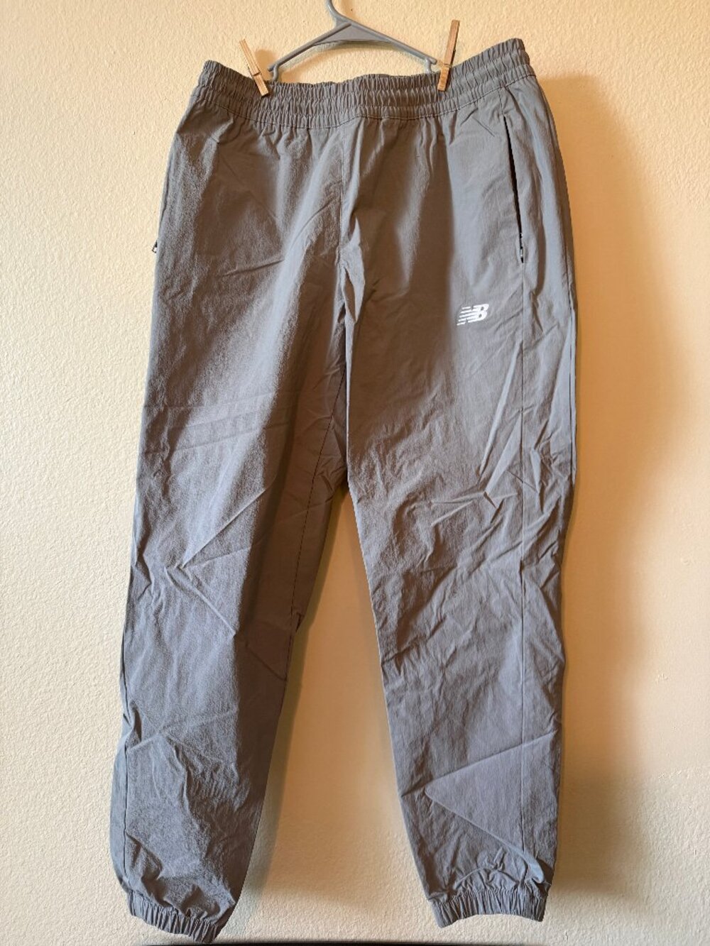 New Balance Tracksuit/Athletic Pants Grey